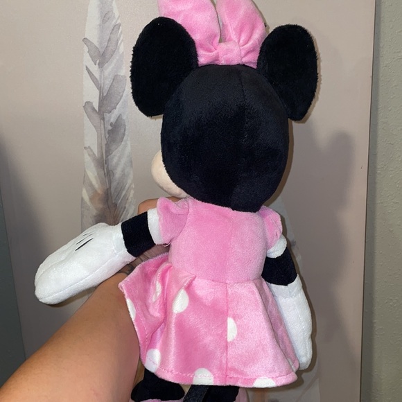 Minnie mouse plush - Picture 3 of 4